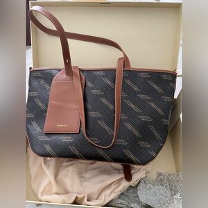 Songmont Medium Mont Tote